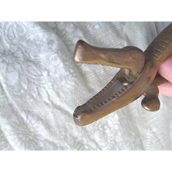 Orig. Old Cast Iron Crocodile Figural Gator Nutcracker NICE! Made in England - Picture 9 of 9